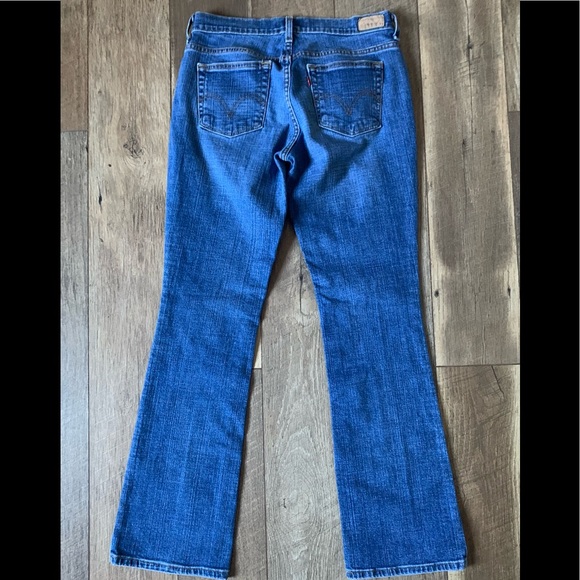 Levi’s 515 Boot Cut High Rise Jeans - Picture 2 of 7